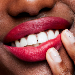 MAC Retro Matte Lipstick-Relentlessly Red-Bright pinkish coral matte - Image 2