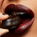 MAC Matte Lipstick-Double Fudge-Dark warm brown - Image 3