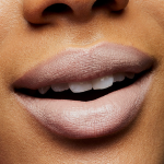 MAC Matte Lipstick-Act Natural-Light greyed nude w. gold undertones - Image 3