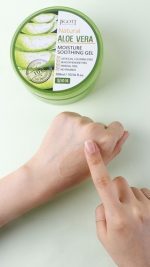 JIGOTT Natural Aloe Vera Moisture Soothing Gel 300ml - Image 2