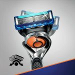 Gillette Fusion5 Proglide Razor + 10 Blades - Image 2
